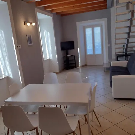 Casa Terrazzo Panoramico 坎诺比奥